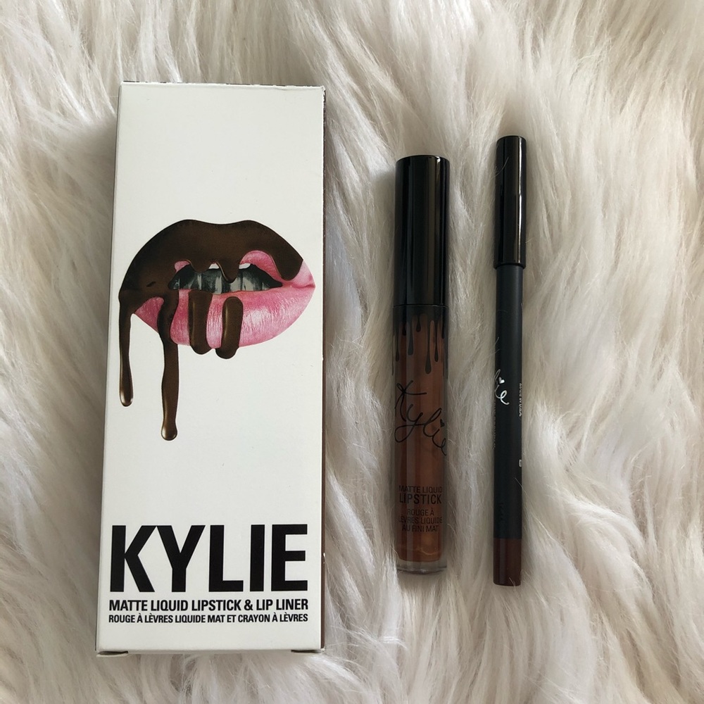Kylie lip kit - true brown k